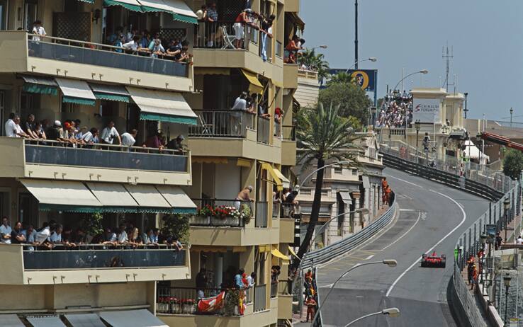 f1 stream sky